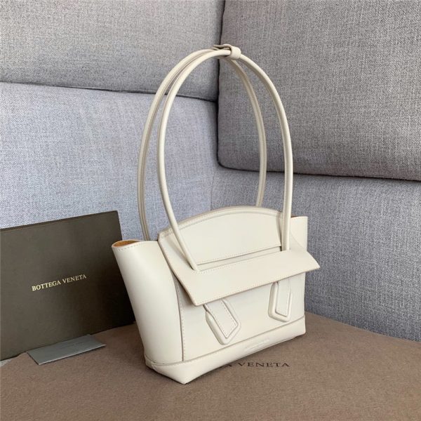 bottega veneta arco mini white - Image 3