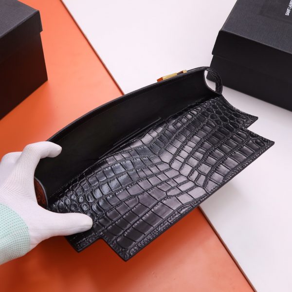 YSL Yves Saint Laurent Manhattan Clutch Black - Image 7
