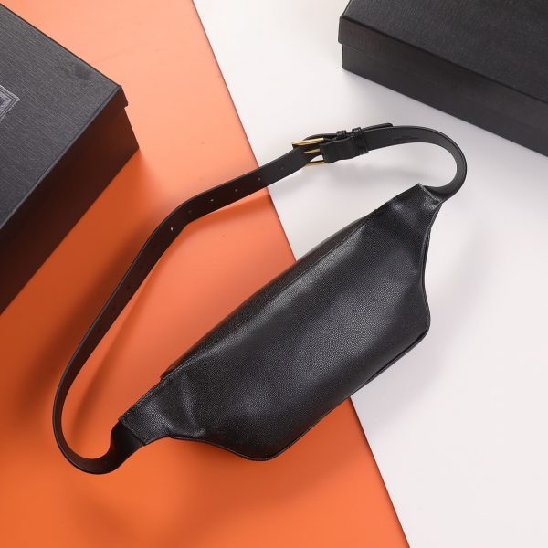 YSL Yves Saint Laurent Classic fanny pack or chest bag in black leather - Image 4