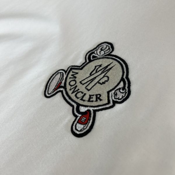Moncler / Mengkou spring and summer new products three standard complete T-shirt short sleeves - Image 6