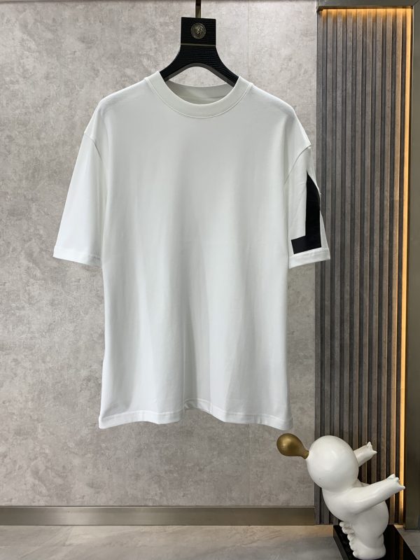 Moncler Mengkou 2023 summer new drop shoulder profile short-sleeved T-shirt, jacquard Logo on the chassis