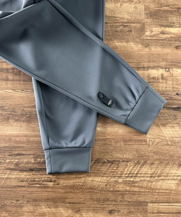 LOEWE2023ss latest high-end quality ▪️The pattern, fabric and hardware are all customized at the counter at 1:1 The trousers are made of 100% pure cotton fabric, and after heavy washing, the trousers are very soft - Image 6