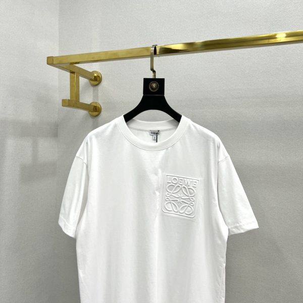Loewe- 2023ss spring and summer new three-dimensional embossed letter printing round neck short-sleeved T-shirt, easy to wear without losing fashion - Image 4