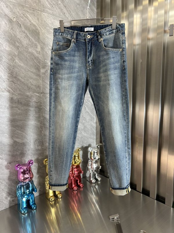 Loewe spring and summer new products three standard complete micro-elastic jeans