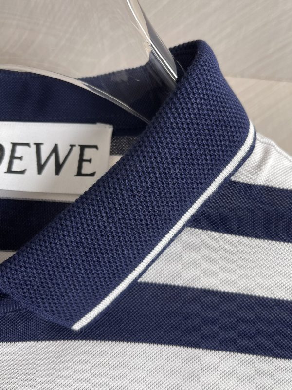 Loewe's 2023 latest lapel short-sleeved POLO shirt! High-end goods are coming! Special official website hot spring and summer Milan Fashion Week catwalk new products: men's must-have items - Image 6