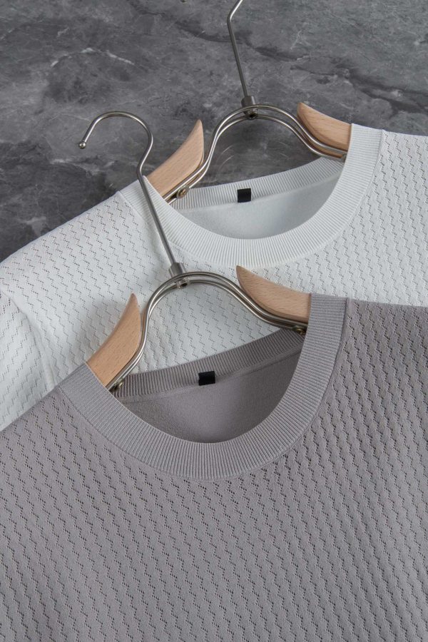The texture of Dior impresses you! The summer icy yarn crew neck shirt that has been praised and repurchased by countless old customers - Image 9
