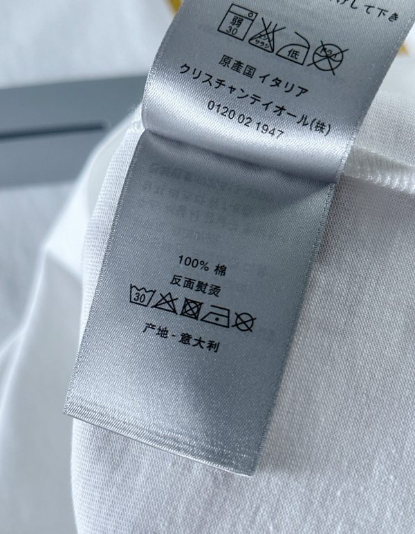 Dior 2023 spring and summer new short-sleeved T-shirt! Channel boutique! The latest fashion temperament will extend the charm infinitely to the unique charm of fashion - Image 12