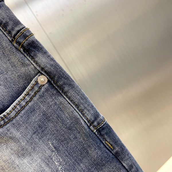 Dior, 2023 spring and summer new products classic men's tannin slim-fit fashion washed jeans, pure Hong Kong foreign trade channel goods classic star-level items - Image 6