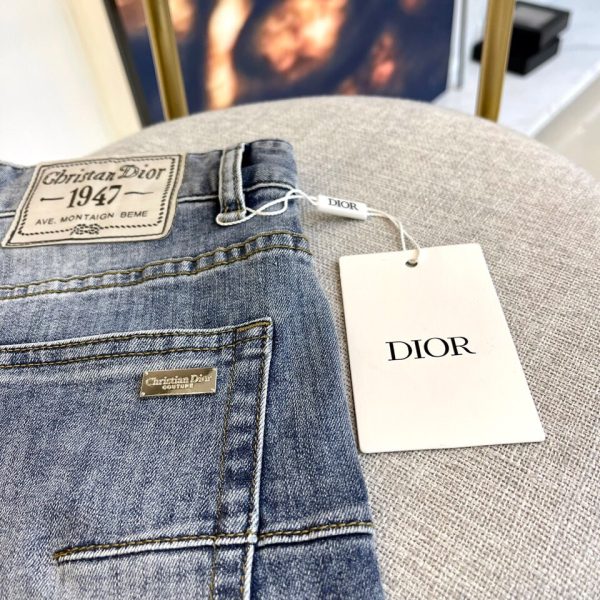 Dior, 2023 spring and summer new products classic men's tannin slim-fit fashion washed jeans, pure Hong Kong foreign trade channel goods classic star-level items - Image 9