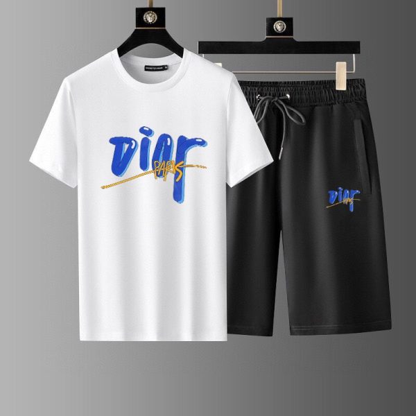 Brand [DIOR] 2023 new men's short-sleeved shorts suit! Synchronous sales on the official website! High-end version on the market! Delicate and soft - Image 9