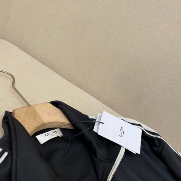 Jacket-quality unit ✨CEL23 spring and summer new classic sports jacket? 100% replica of the original diamond-patterned, dyed, and dyed fabric. Signature embroidered CELINE small letters on the chest - Image 6