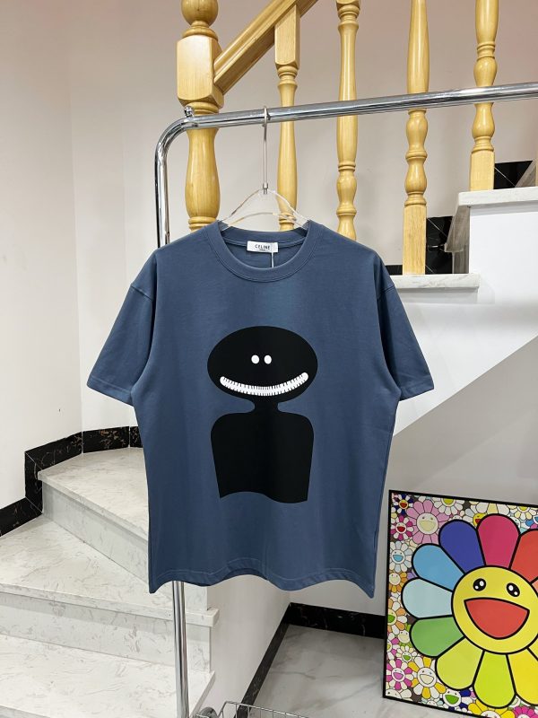 Celine smiley face print short-sleeved T-shirt 2023 new Celine couple short-sleeved update Hot new topics are very hot - Image 3
