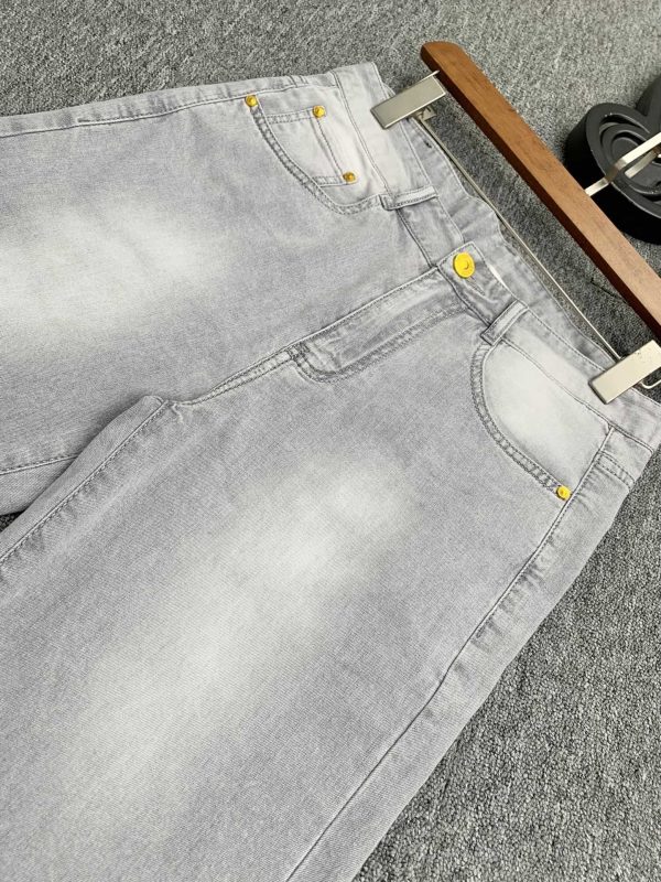 CELINE 2023 spring and summer new men's jeans The fabric has good elasticity. Exclusive sale, official website synchronization, fashion and elegance - Image 5
