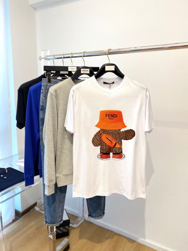 Brand [FENDI] (Fat Gospel) original single men's casual short-sleeved T-shirt, new spring and summer 2023 - Image 3
