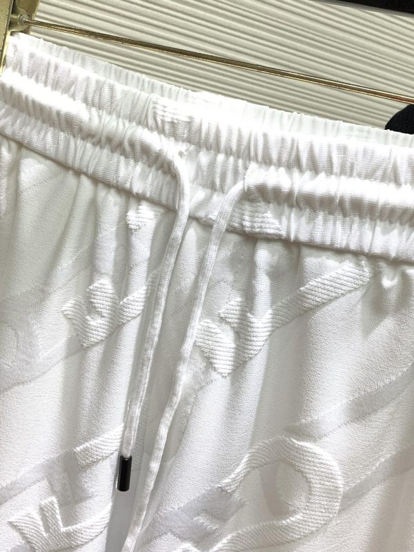 A set of FENDI, the latest summer product of 2023, is available at counters at the same time, original order, casual and fashionable round neck short-sleeved suit, imported - Image 9