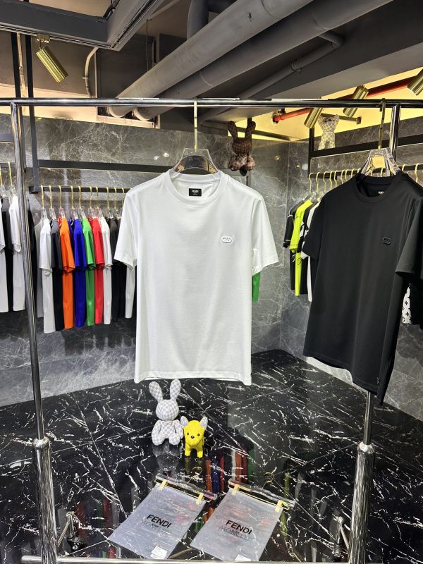 Fendi23ss counter with the same round neck short-sleeved T-shirt custom fabric The fabric is made of original elastic suede skin-friendly fabric - Image 11