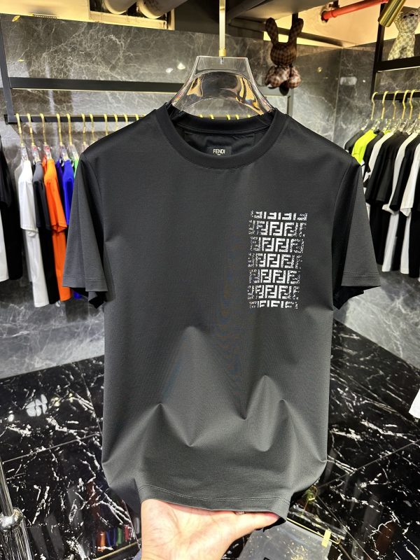 Fendi23ss counter with the same round neck short-sleeved T-shirt custom fabric The fabric is made of original elastic suede skin-friendly fabric - Image 5