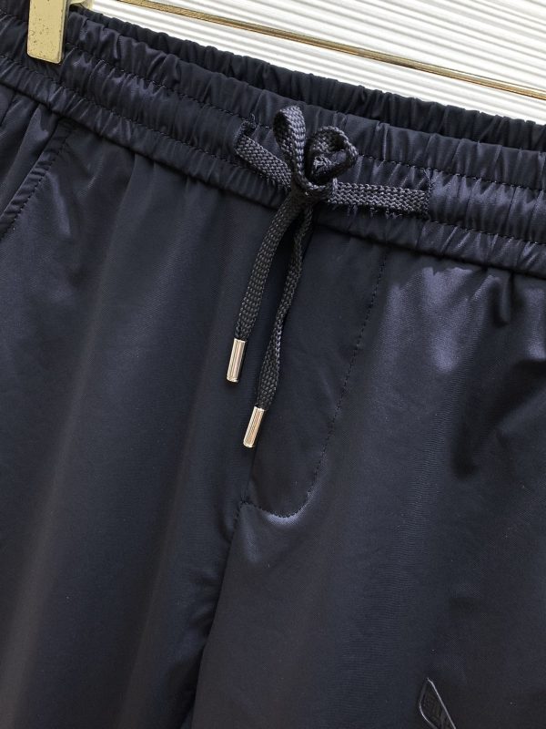 FENDI, the newest product in the spring of 2023, is available at counters at the same time, original order, fashionable casual pants, imported original fabric, exquisite printing process letter pattern logo - Image 3