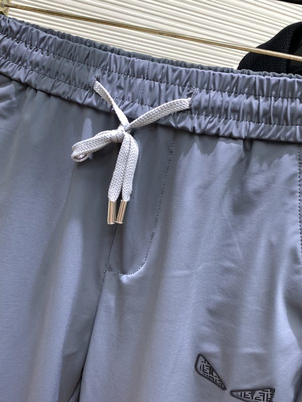 FENDI, the newest product in the spring of 2023, is available at counters at the same time, original order, fashionable casual pants, imported original fabric, exquisite printing process letter pattern logo - Image 12