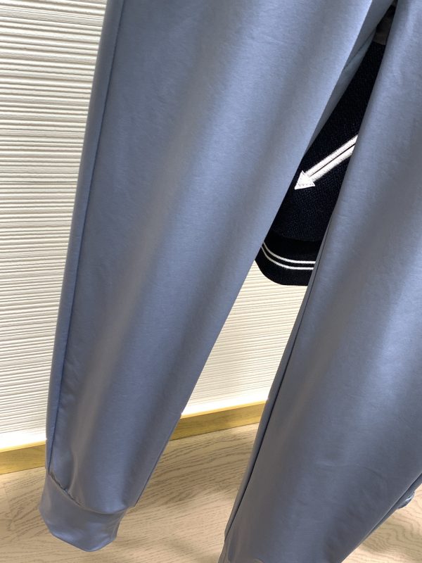 FENDI, the newest product in the spring of 2023, is available at counters at the same time, original order, fashionable casual pants, imported original fabric, exquisite printing process letter pattern logo - Image 16