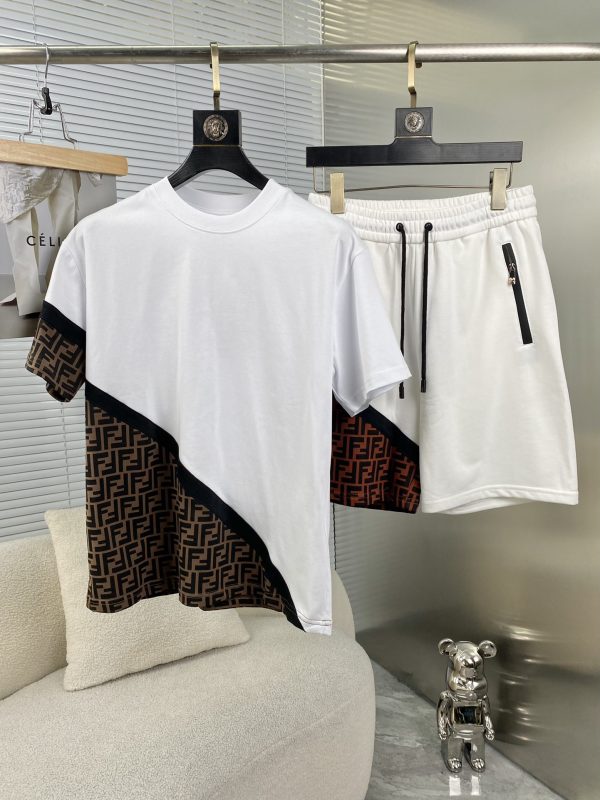 Fendi 2023 round neck short-sleeved shorts suit Pure cotton stitching, the upper body will not be stuffy, the smooth and comfortable skin-friendly effect is more breathable