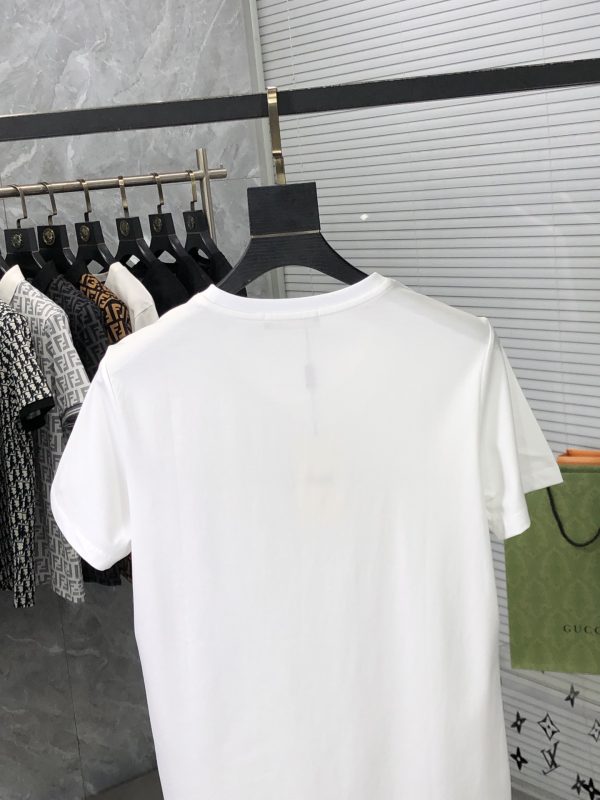 FENDI 2023AW summer new top quality counter synchronization casual short-sleeved mercerized cotton T-shirt, upper body comfortable and breathable - Image 10
