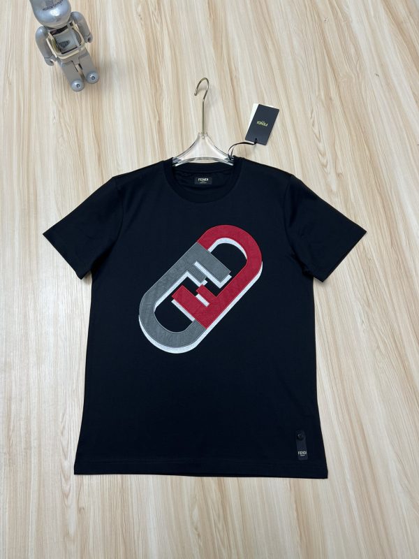 Big picture embroidered paper clip contrast double F round neck short-sleeved T-shirt, same style as ZG, with embroidery details and oversized 3D effect on the front in mixed tones Fendi - Image 15