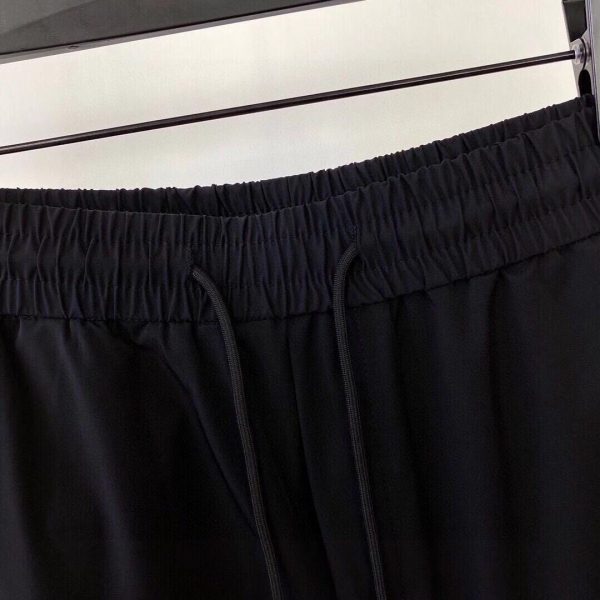 Brand [FENDI] 2023 new men's short-sleeved shorts suit! Synchronous sales on the official website! High-end version on the market - Image 3