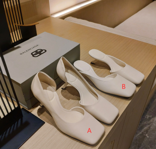 Balenciaga2023 (2023 official latest gray BB magnet folding box packaging) Autumn and winter clothing explosions are coming
