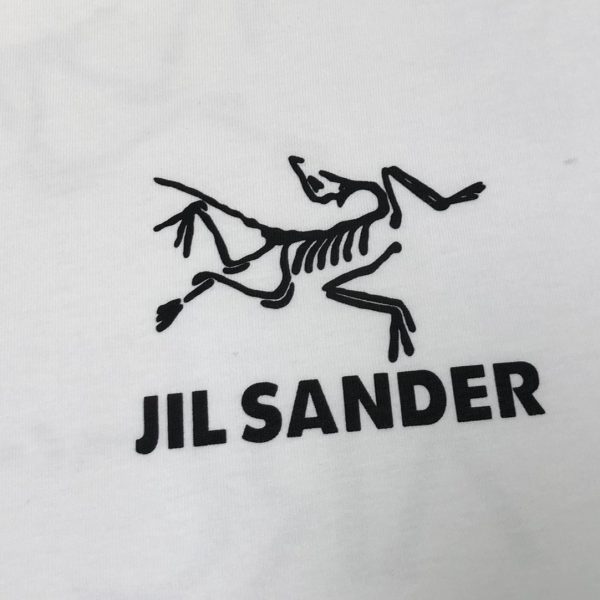 Jil Sander x Arcteryx joint limited-edition T-shirt, made of cotton 32-count double-ply yarn, logo letter on the front chest, joint logo on the back panel, loose fit. Size: M-XXL - Image 13