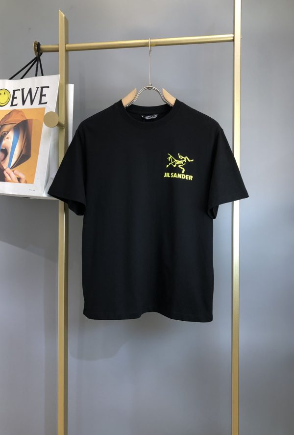 Jil Sander x Arcteryx joint limited-edition T-shirt, made of cotton 32-count double-ply yarn, logo letter on the front chest, joint logo on the back panel, loose fit. Size: M-XXL - Image 9