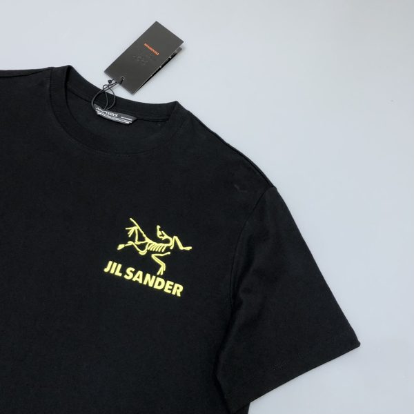 Jil Sander x Arcteryx joint limited-edition T-shirt, made of cotton 32-count double-ply yarn, logo letter on the front chest, joint logo on the back panel, loose fit. Size: M-XXL - Image 7