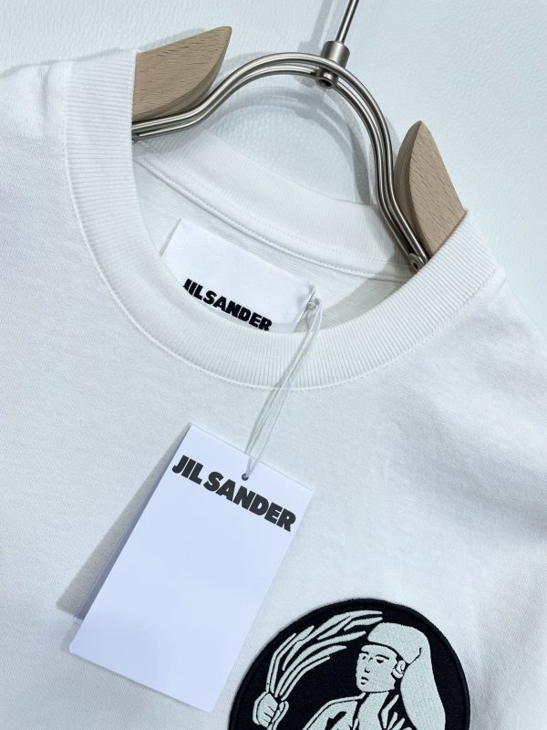 Jil Sander T-shirt The high version is made of 40-count double-ply yarn with a weight of 310 grams of pure cotton, with an embroidered logo on the front chest, loose fit, simple and fashionable! Unisex - Image 8