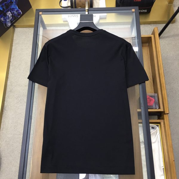 《Ysl..》?2023 spring and summer new round neck short-sleeved T-shirt. The three standards are complete, the details are perfect, and the imported high-count mercerized fabric is very soft. - Image 10