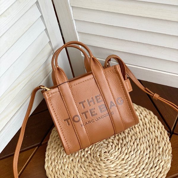 Marc Jacobs Shopping Bag Brown - Image 8