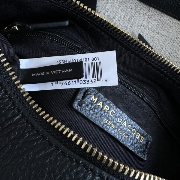 Marc Jacobs Underarm Bag New Lychee Pattern Top Layer Cowhide Single Shoulder Messenger Shoulder Strap Detachable Adjustable Length Dust Bag Black - Image 9
