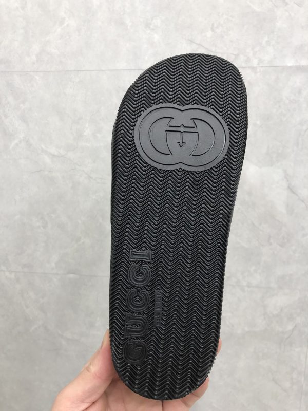 Gucci men’s and women’s homobian Gudgem slippers sandals J - Image 6