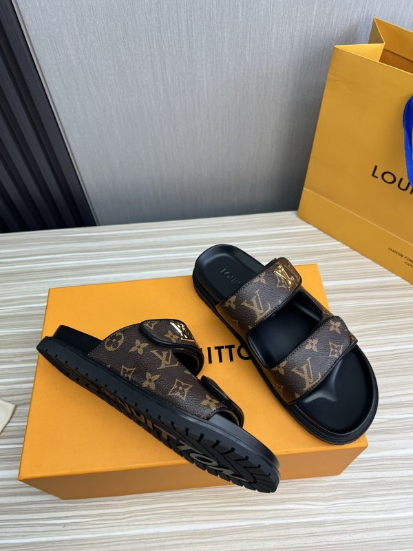 Louis Vuitton LV Men’s Slippers D - Image 5
