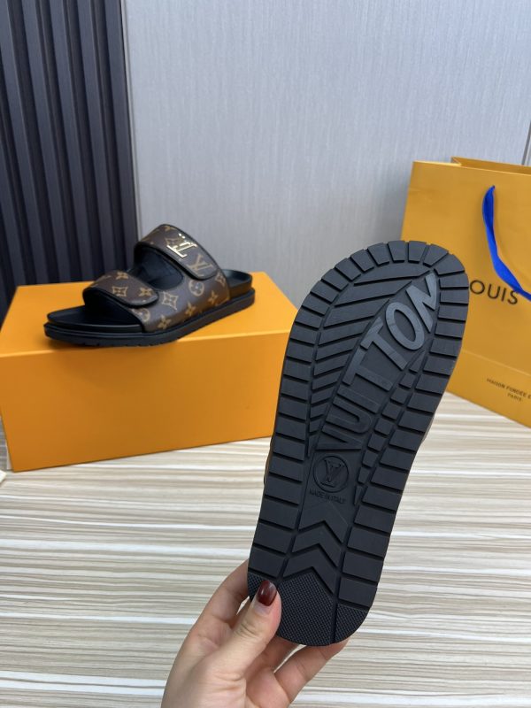 Louis Vuitton LV Men’s Slippers D - Image 8