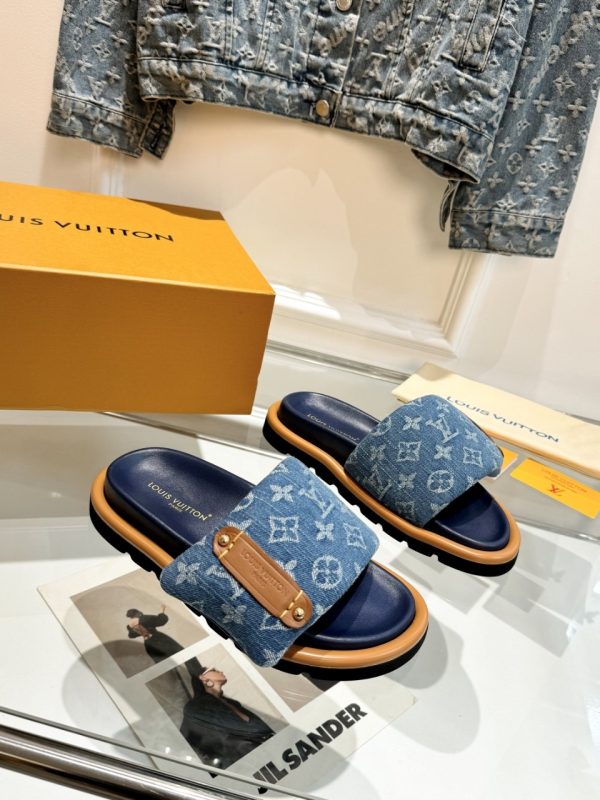 Louis Vuitton LV Couple Slippers D - Image 4